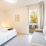 102 Venedig 59m2, 4-8 Pers Extra Bedroom Apartment