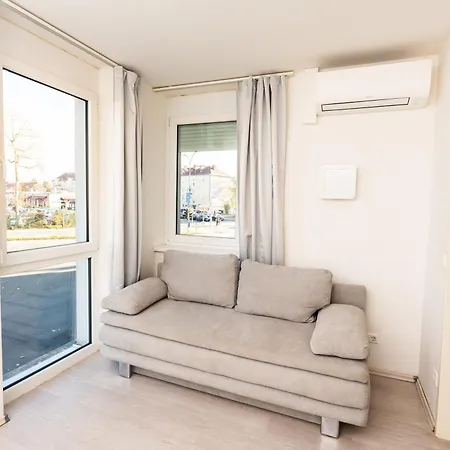 102 Venedig 59m2, 4-8 Pers Extra Bedroom Appartement