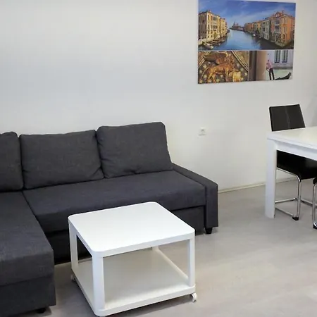 102 Venedig 59m2, 4-8 Pers Extra Bedroom * Klagenfurt am Woerthersee